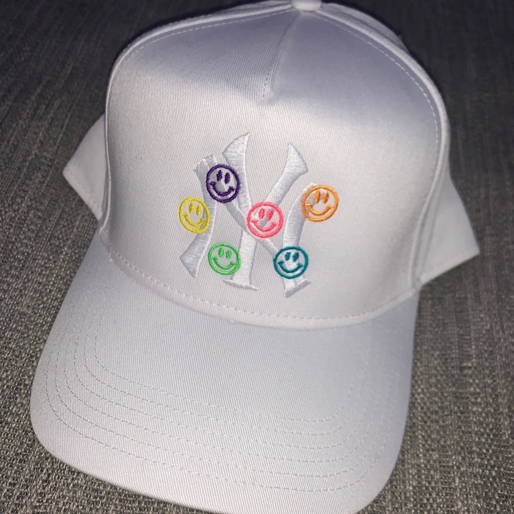 Shmeel hat